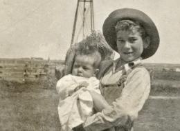 1919 Bill and Nephew