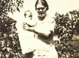 1926_motherGarden