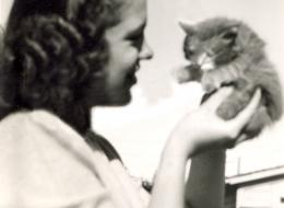 1938_ireneWithKitten